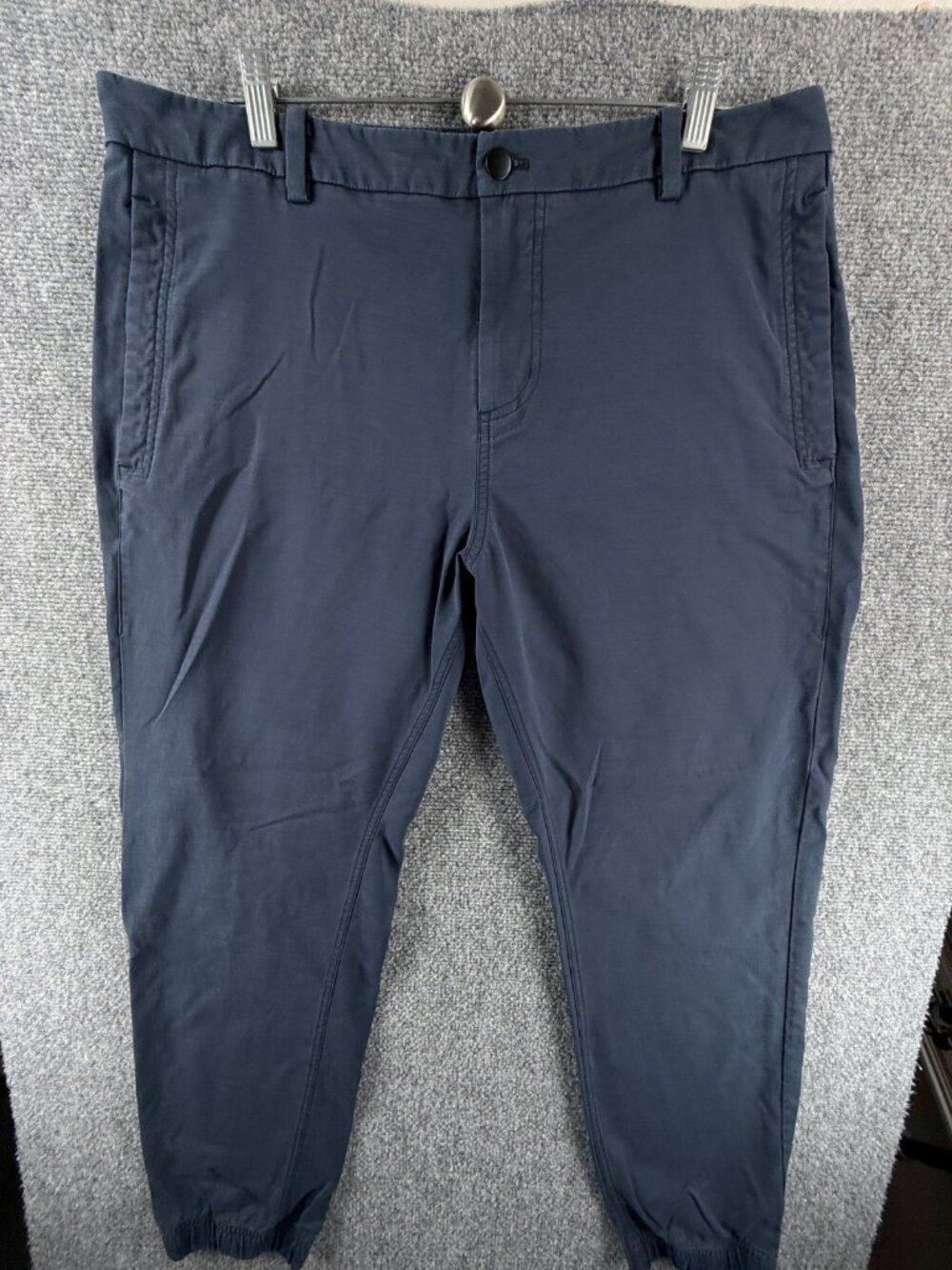 Lululemon Men Pants Navy Blue Stretch 38 Pockets Casual Jogger ACTL 37X28